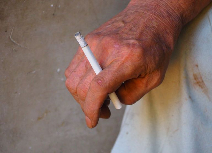 職人さんの手ってかっこいいなあ。