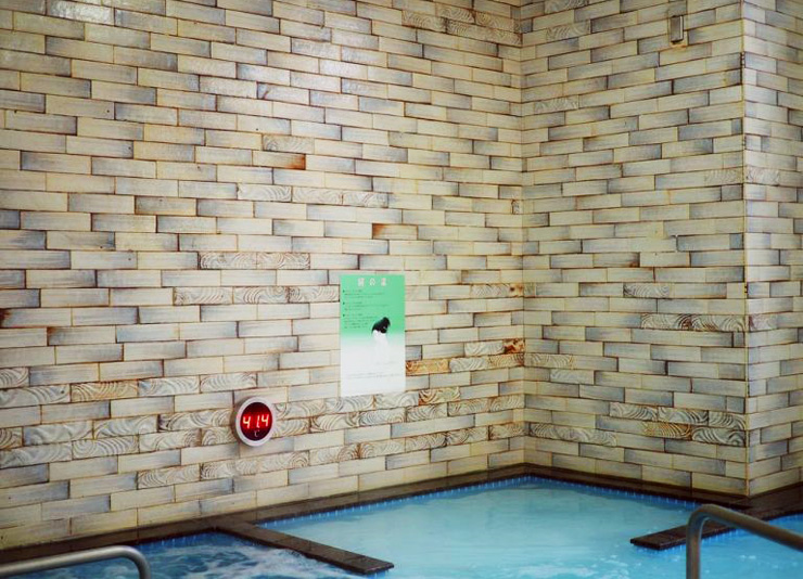 改装前と変わらぬ美しいタイルを眺めながら、シルキーバスや人工炭酸泉でじっくりと身体を温めよう。