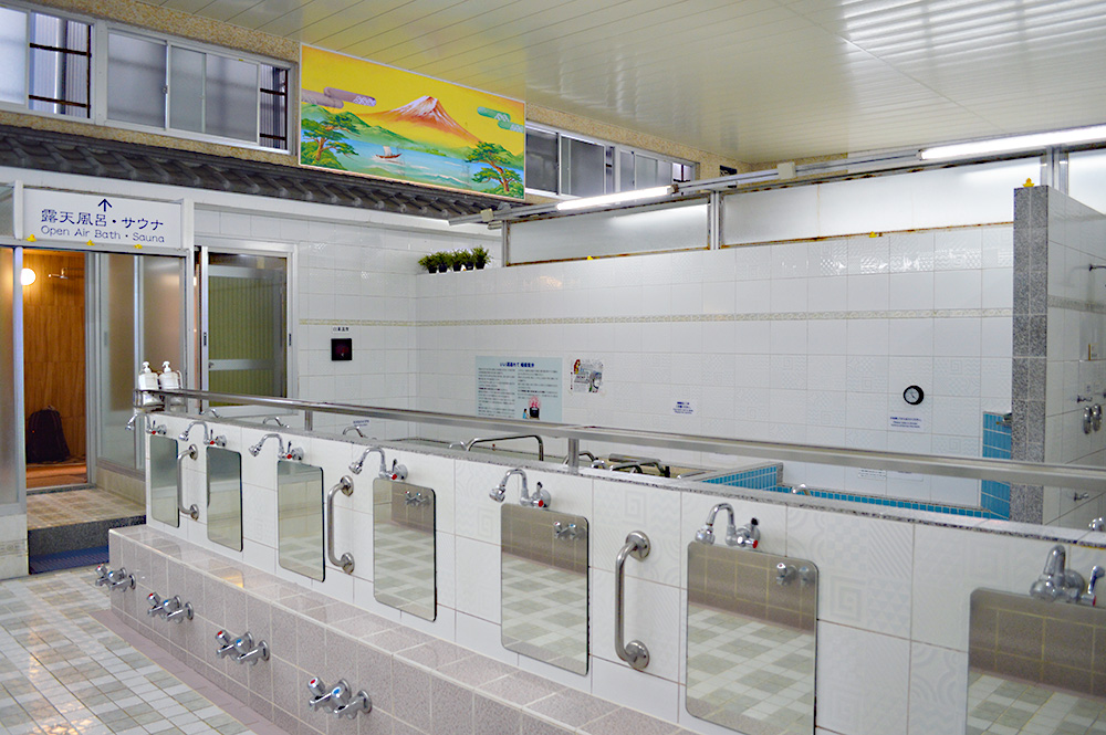 浅草　天然温泉湯どんぶり栄湯