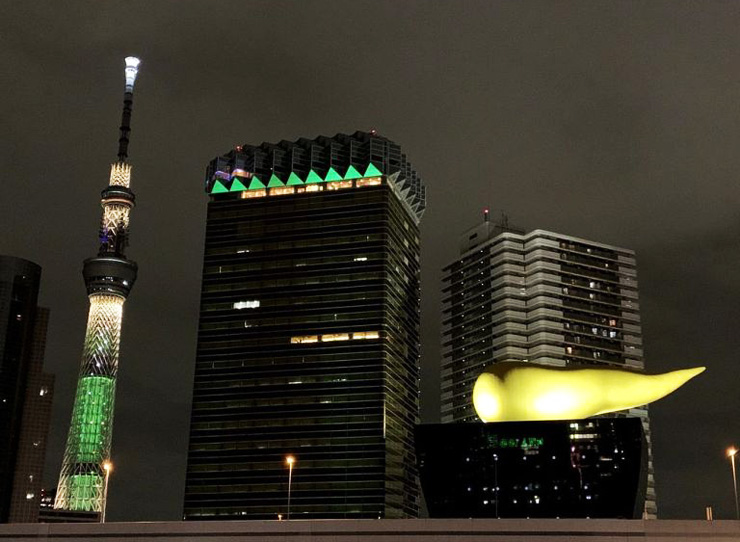 「例のオブジェ」と東京スカイツリーがお目見え！