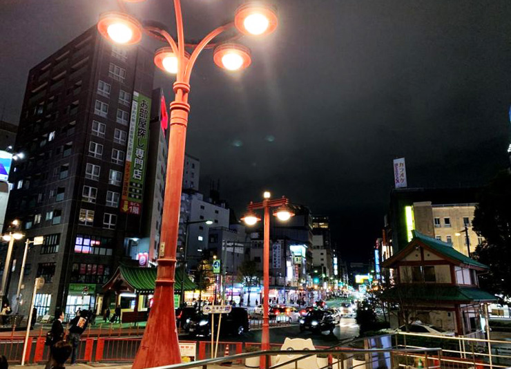 まさに浅草のど真ん中ー！！！！